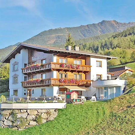 In Arzl-wald With Mountain Views Arzl im Pitztal