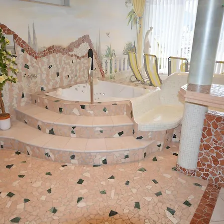 In Arzl-wald With Mountain Views Apartman